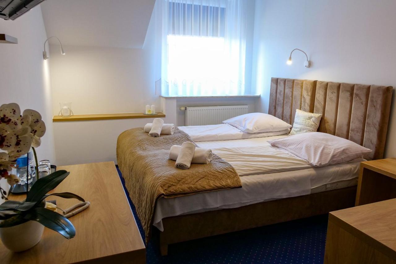 Hotel Duet Chełm 外观 照片