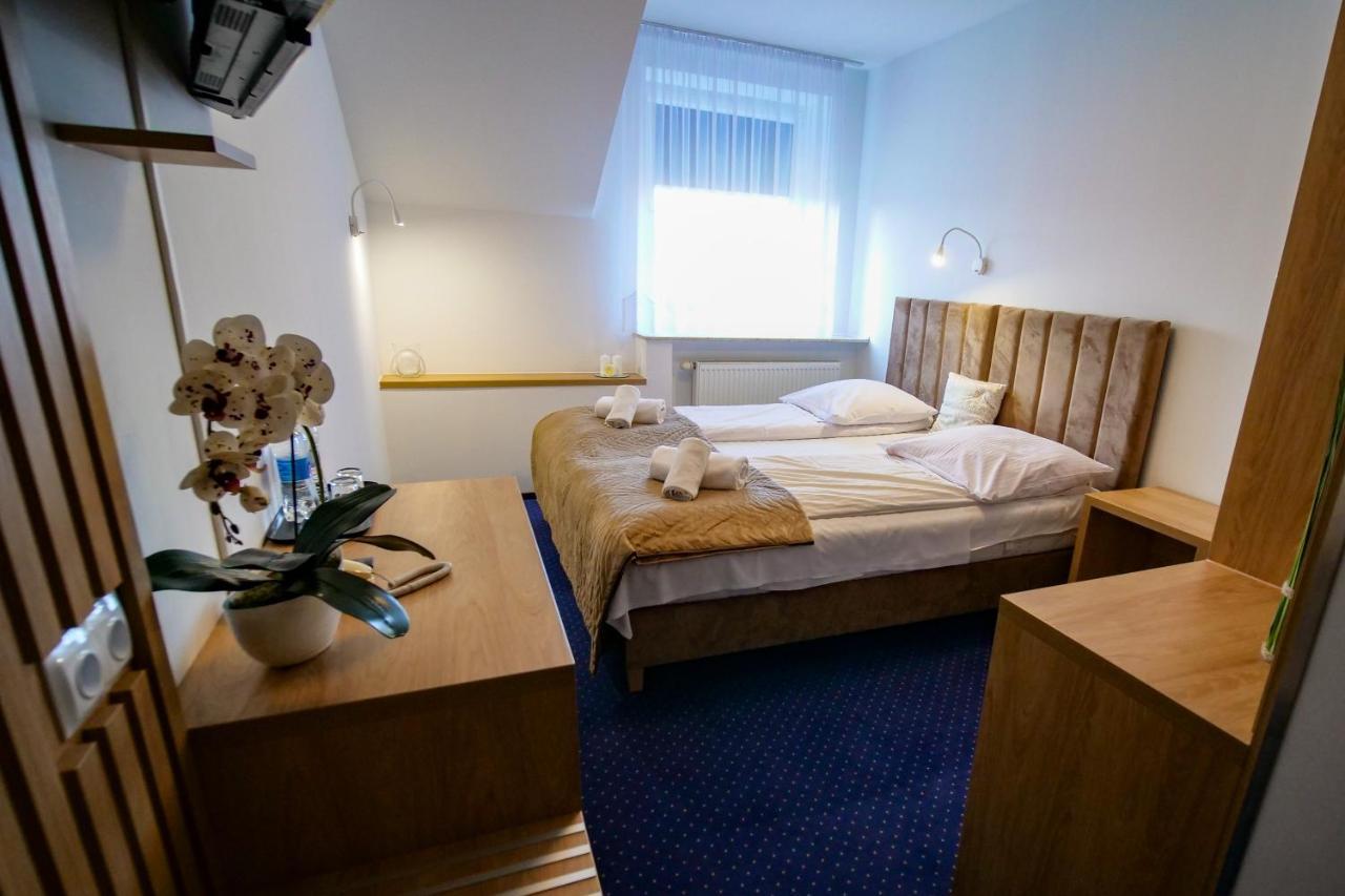 Hotel Duet Chełm 外观 照片