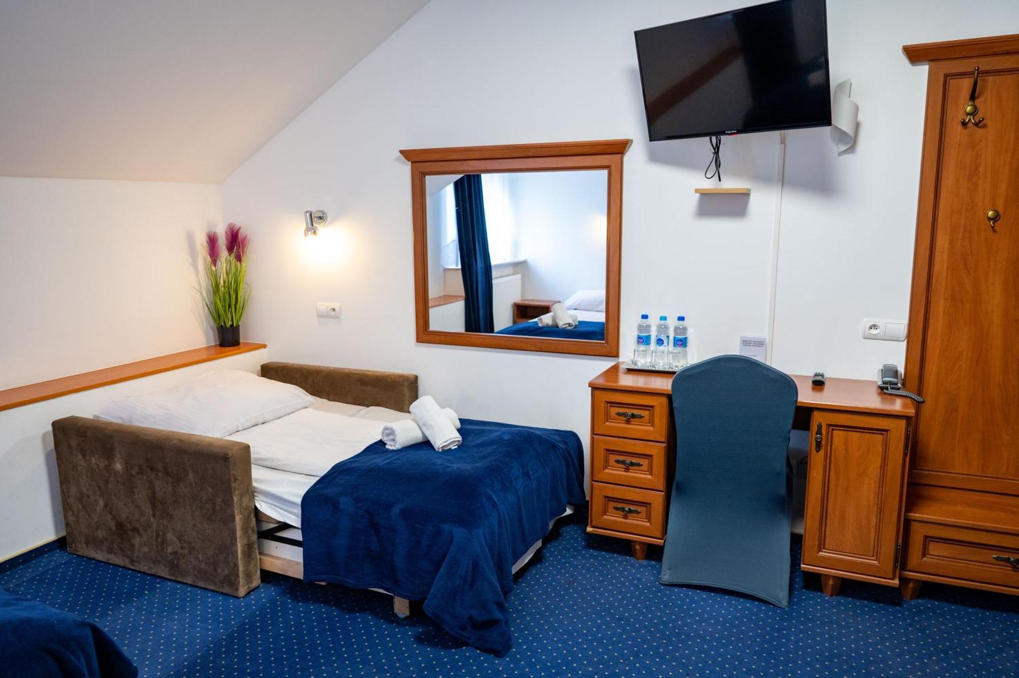 Hotel Duet Chełm 外观 照片