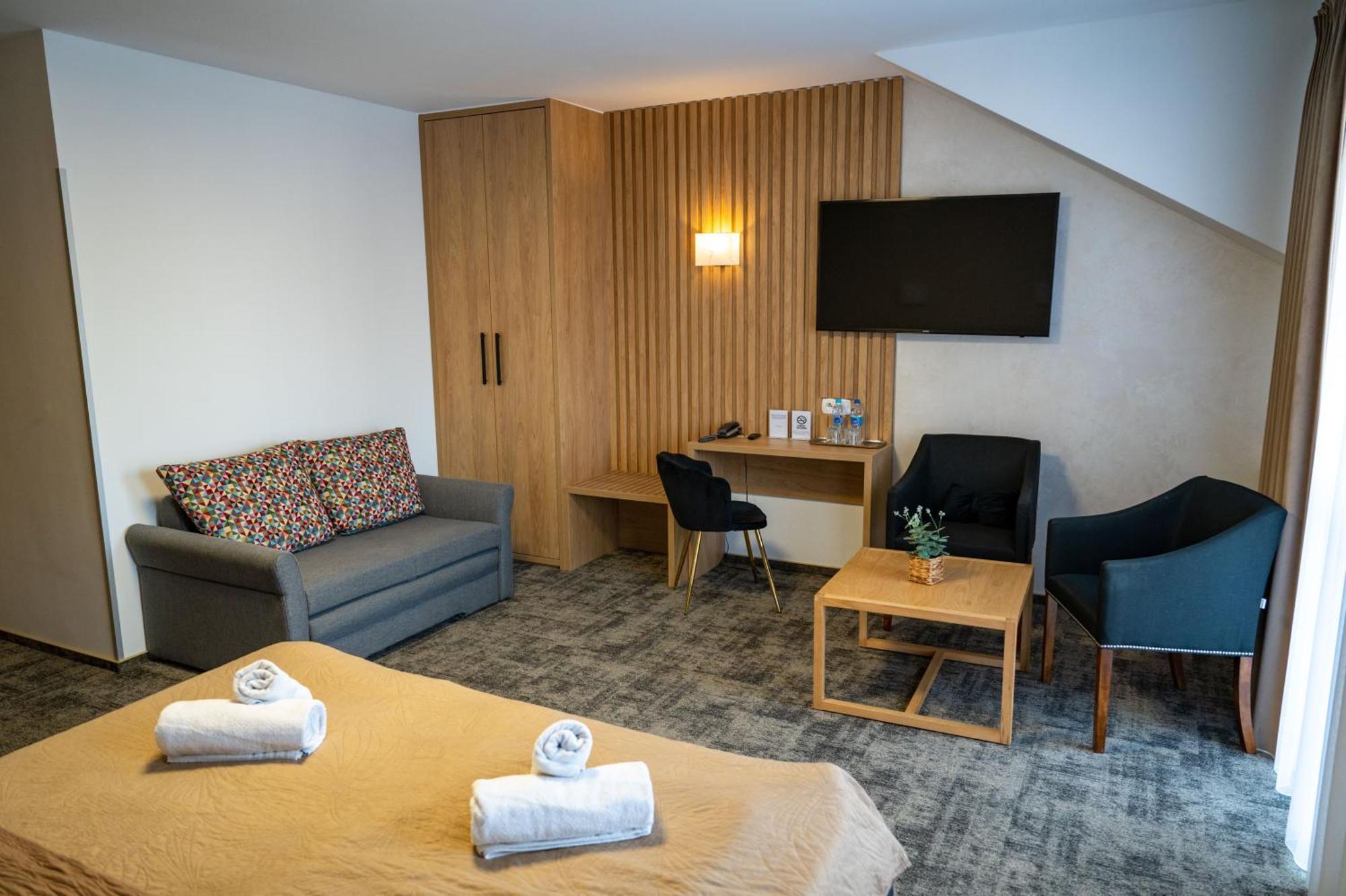 Hotel Duet Chełm 外观 照片