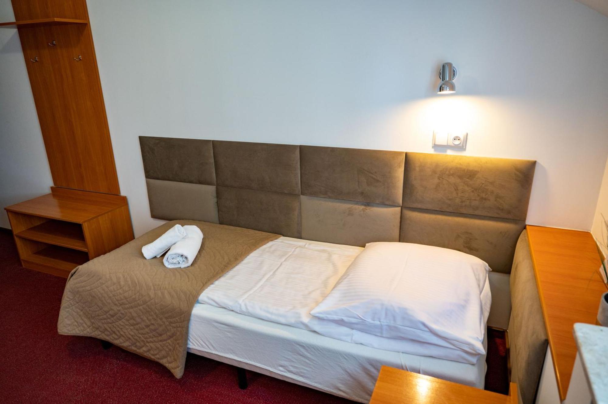Hotel Duet Chełm 外观 照片
